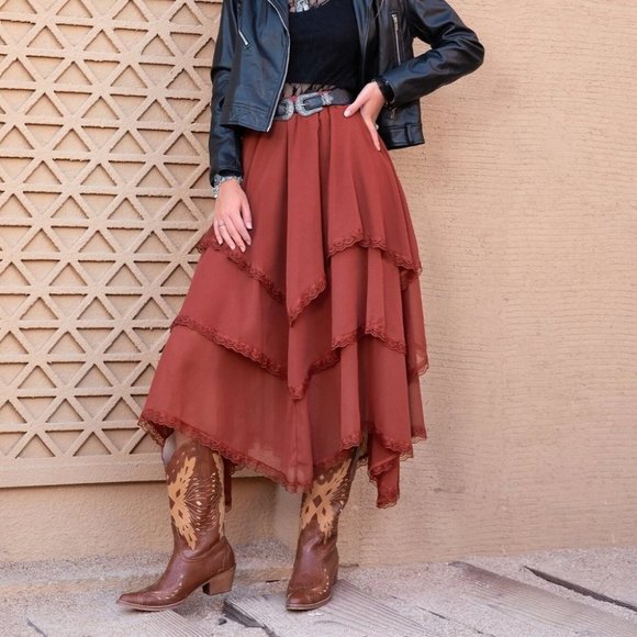 Boho Asymmetrical Hem Layer midi Skirt - Picture 2 of 5